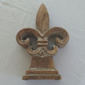 Carved wood fleur-de-lis sculpture shabby Chic bookshelf decor french paris